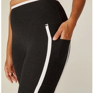 BNWT Beyond Yoga New Moves High Waisted Midi Legging Darkest Night S